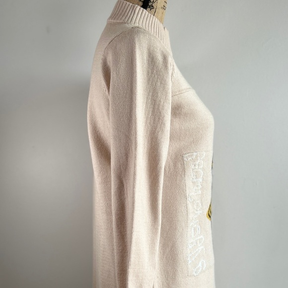 Adorable Cream Sweater with Artistic Design - Picture 9 of 13
